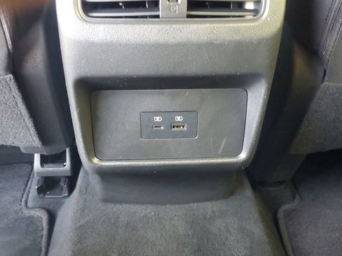 Used 2023 Nissan Rogue SV image 14