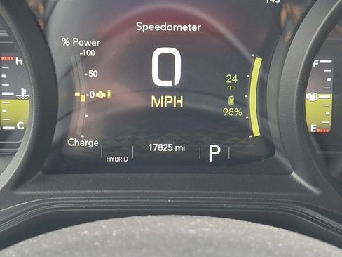 Used 2024 Jeep Wrangler Unlimited w/ Convenience Group AWD/4WD image 19