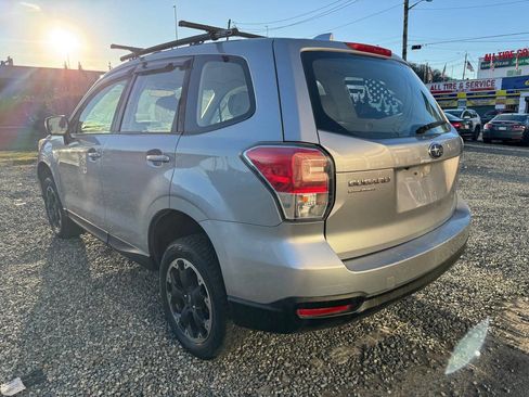 Used 2018 Subaru Forester 2.5i image 5