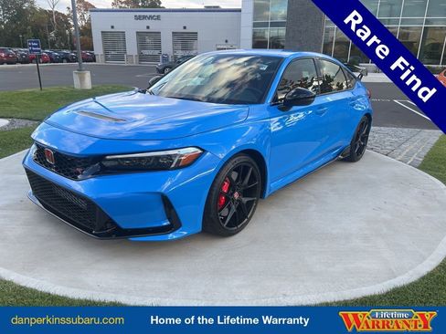 Used 2025 Honda Civic Type R image 1