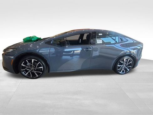 New 2026 Toyota Prius Plug-In Hybrid image 9