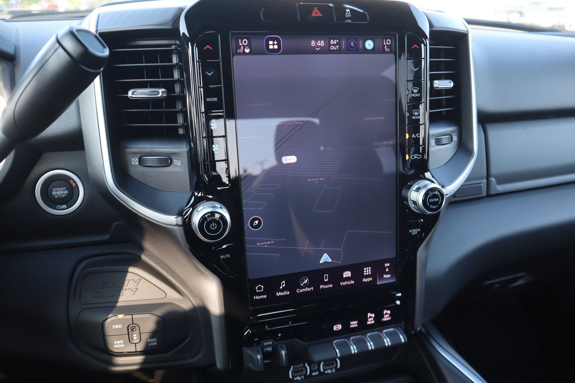 New 2026 RAM 3500 Big Horn AWD/4WD image 7