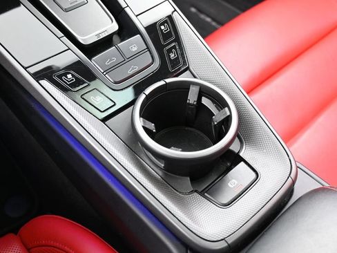 Certified 2024 Porsche 911 Carrera 4S AWD/4WD image 22