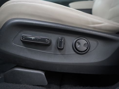 Used 2023 Honda CR-V EX-L image 24