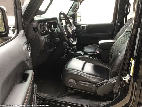 Used 2021 Jeep Wrangler Unlimited Sahara AWD/4WD image 8