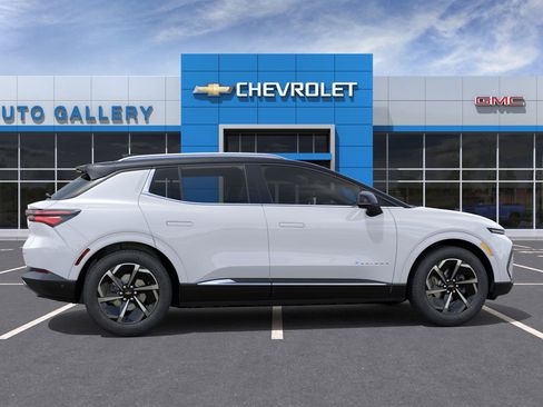 New 2025 Chevrolet Equinox EV LT w/ LPO, Blackout Package image 6