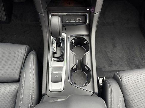 New 2026 Subaru Ascent Limited image 15