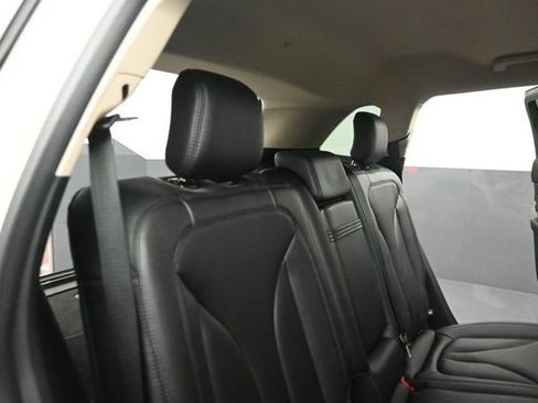 Certified 2023 Lincoln Nautilus AWD image 24