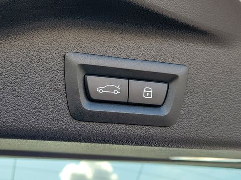Used 2025 BMW X5 sDrive40i w/ Parking Assistance Package RWD image 9