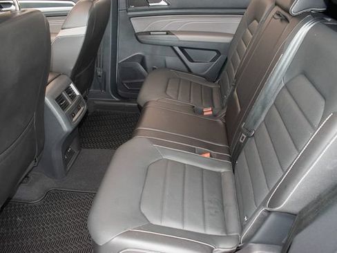 Used 2023 Volkswagen Atlas Cross Sport SEL Premium R-Line AWD/4WD image 17