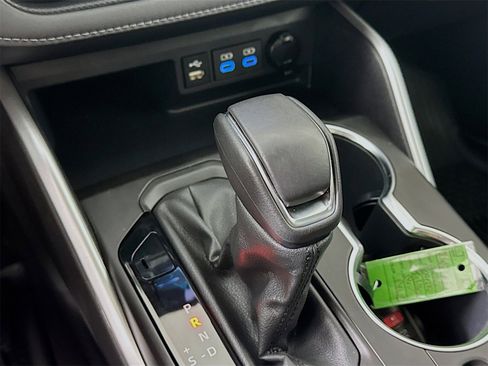 Certified 2022 Toyota Highlander XLE image 14