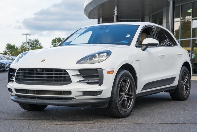 Used 2021 Porsche Macan AWD/4WD image 3