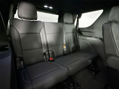 Used 2025 GMC Yukon Denali AWD/4WD image 57