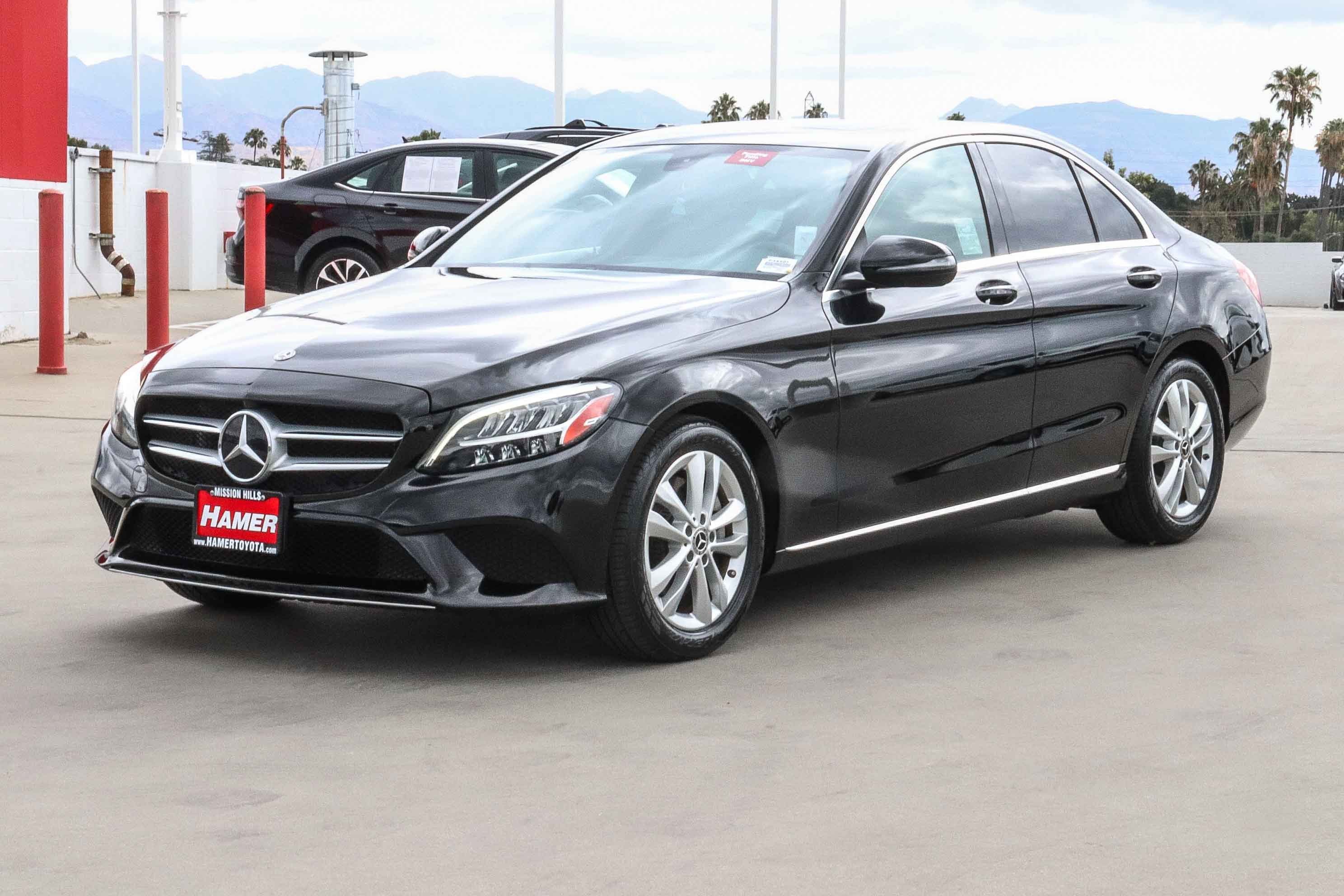 Used 2019 Mercedes-Benz C 300 Sedan image 3