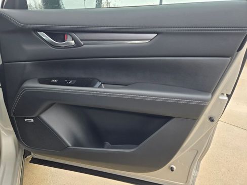 New 2025 MAZDA CX-5 AWD 2.5 S w/ Premium Plus Pkg image 7