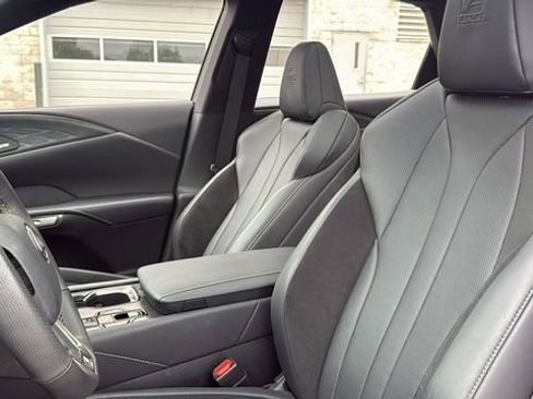Used 2024 Lexus RX 500h F Sport w/ Convenience Package image 26