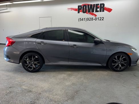 Used 2020 Honda Civic Sport image 2