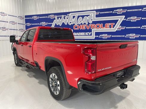Used 2025 Chevrolet Silverado 2500 Custom w/ Custom Convenience Package image 2