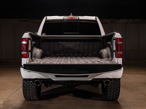 Used 2020 RAM 1500 Big Horn AWD/4WD image 9