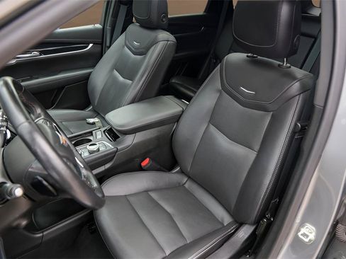 Certified 2024 Cadillac XT5 Premium Luxury image 7