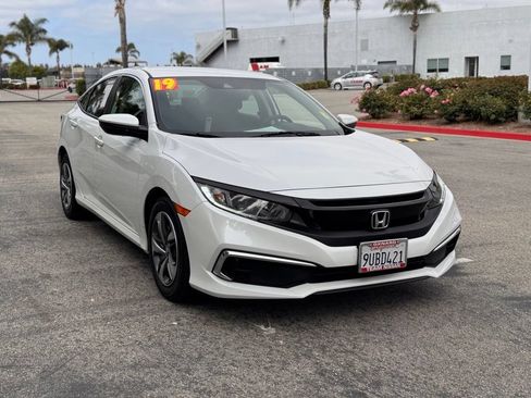 Used 2019 Honda Civic LX image 2