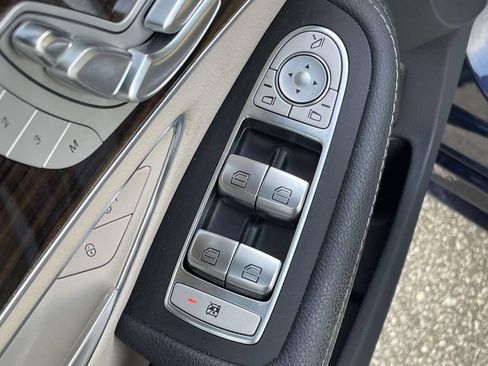 Used 2020 Mercedes-Benz C 300 Sedan image 6