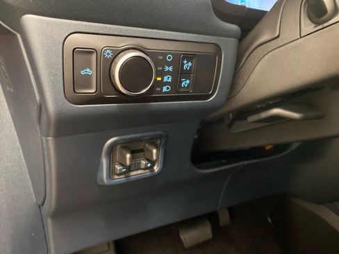 New 2025 Ford Maverick XLT w/ XLT Luxury Package image 17