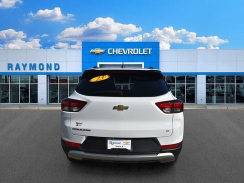 Used 2023 Chevrolet TrailBlazer LT FWD image 4