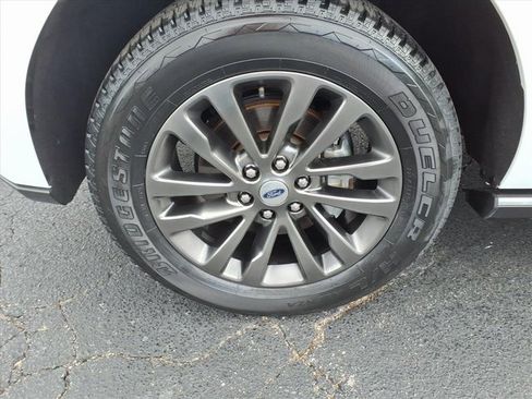 Used 2021 Ford Expedition Max Limited image 22