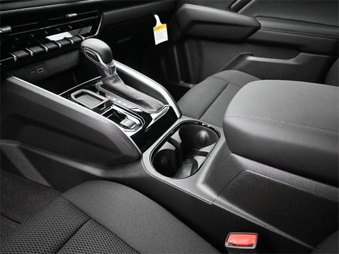 New 2026 Chevrolet Colorado LT image 19