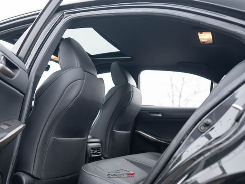 Used 2019 Lexus IS 300 F Sport w/ F Sport Package image 21