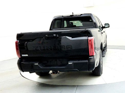 Used 2023 Toyota Tundra Platinum image 5