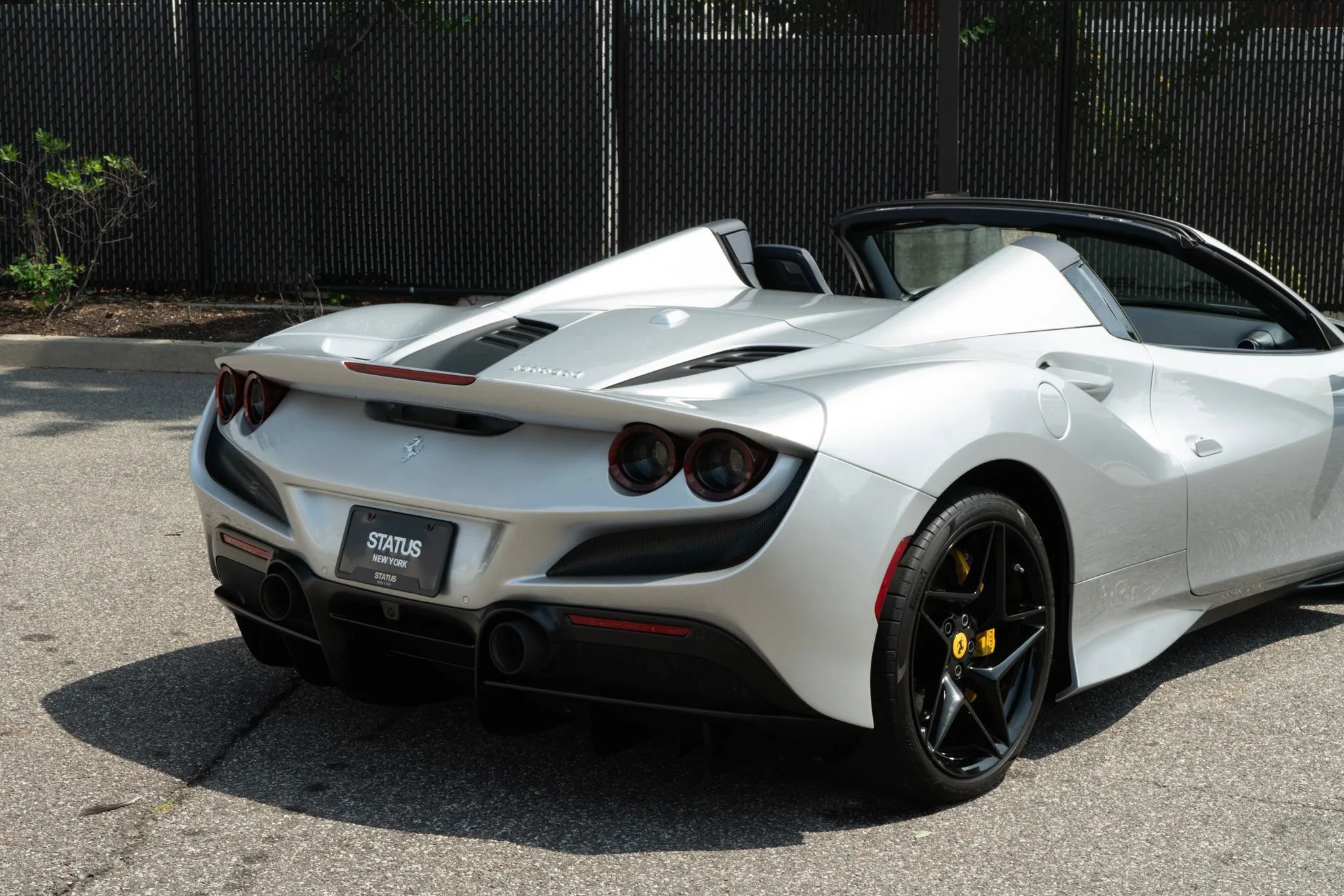 Used 2022 Ferrari F8 Tributo RWD image 59