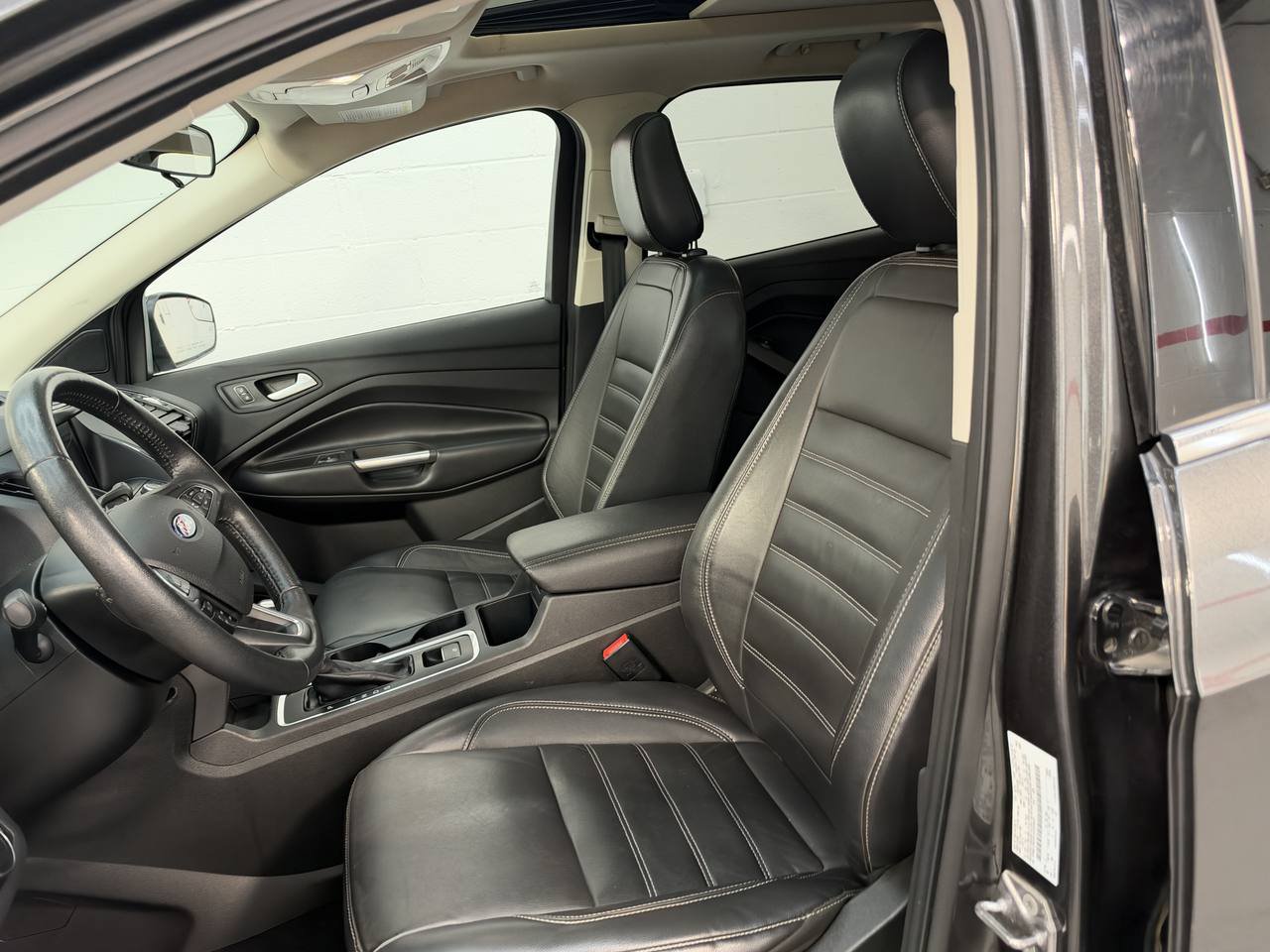 Used 2018 Ford Escape SEL AWD/4WD image 17