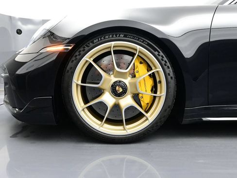 Certified 2024 Porsche 911 Turbo AWD/4WD image 6