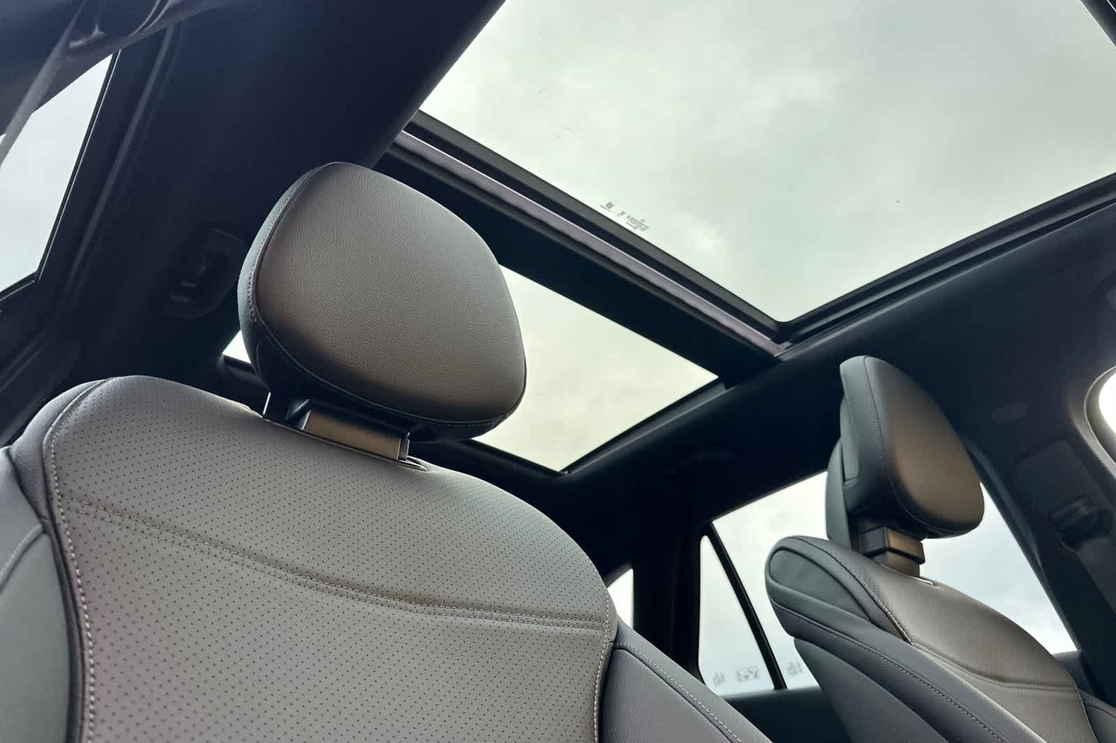 New 2026 Mercedes-Benz GLC 300 4MATIC image 16