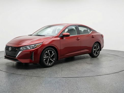 Used 2025 Nissan Sentra SV image 3