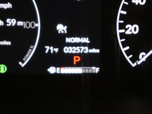Used 2025 Honda CR-V Sport image 30