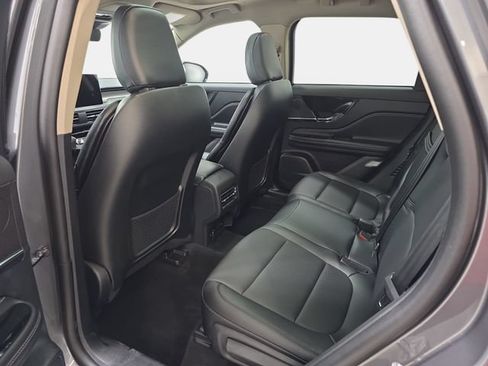 Used 2025 Lincoln Corsair AWD w/ Equipment Group 101A image 10