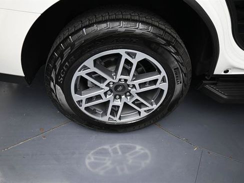 Certified 2026 Ford Expedition Active AWD/4WD image 21