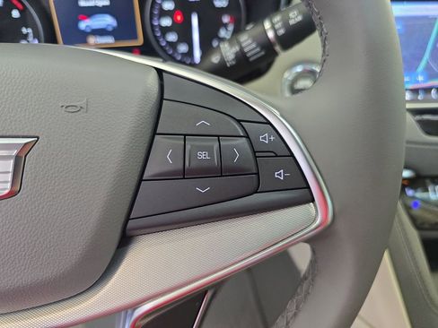 Used 2026 Cadillac XT5 Premium Luxury w/ Driver Assist Package FWD image 21
