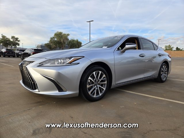 Used 2025 Lexus ES 350 w/ Accessory Package (Z2) FWD image 2