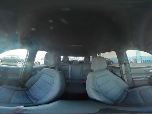 Used 2025 Chevrolet Equinox LT FWD image 42