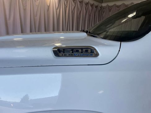 Used 2022 RAM 1500 Limited AWD/4WD image 12