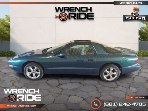 Used 1997 Pontiac Firebird Firebird w/ Opt Pkg image 11