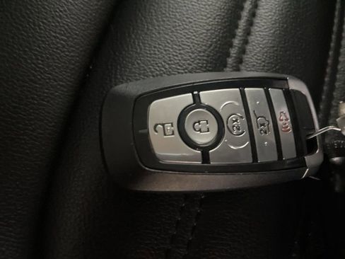 Used 2022 Ford Edge SEL w/ Convenience Package image 29