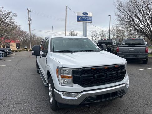 Used 2022 Ford F150 XLT w/ Equipment Group 301A Mid image 3