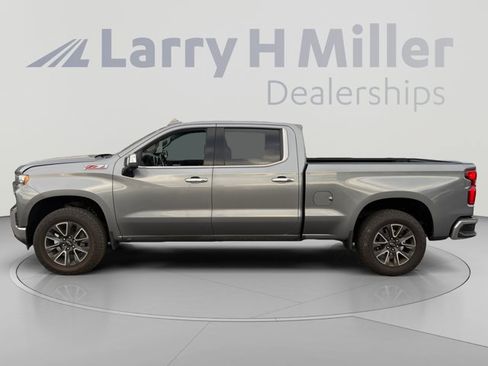 Used 2022 Chevrolet Silverado 1500 LTZ w/ Z71 Off-Road Package AWD/4WD image 2