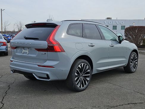 New 2026 Volvo XC60 B5 Ultra w/ Protection Package Premier image 6