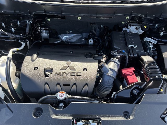 Used 2025 Mitsubishi Outlander Sport ES AWD/4WD image 33